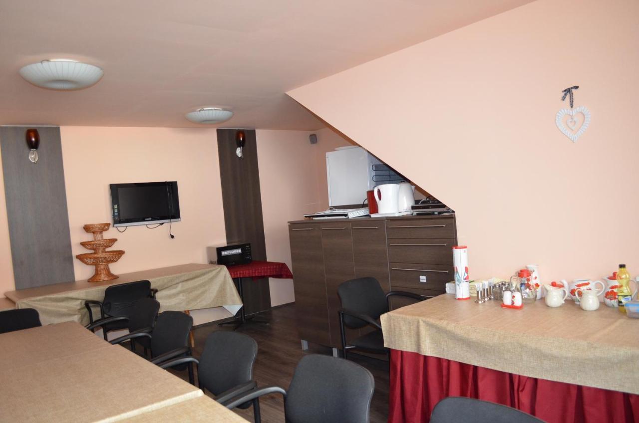 Holdfenyszallas Bed & Breakfast Seghedin Exterior foto