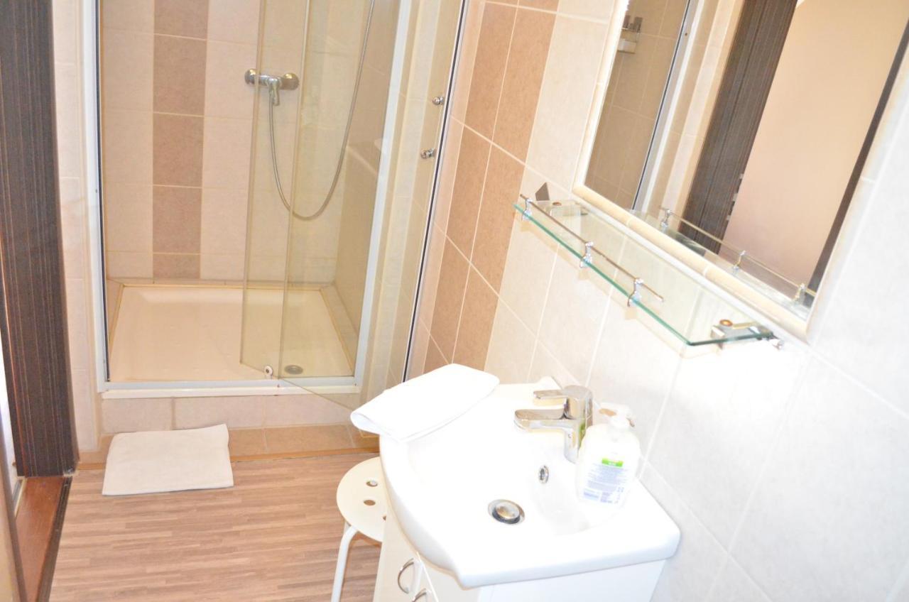 Holdfenyszallas Bed & Breakfast Seghedin Exterior foto